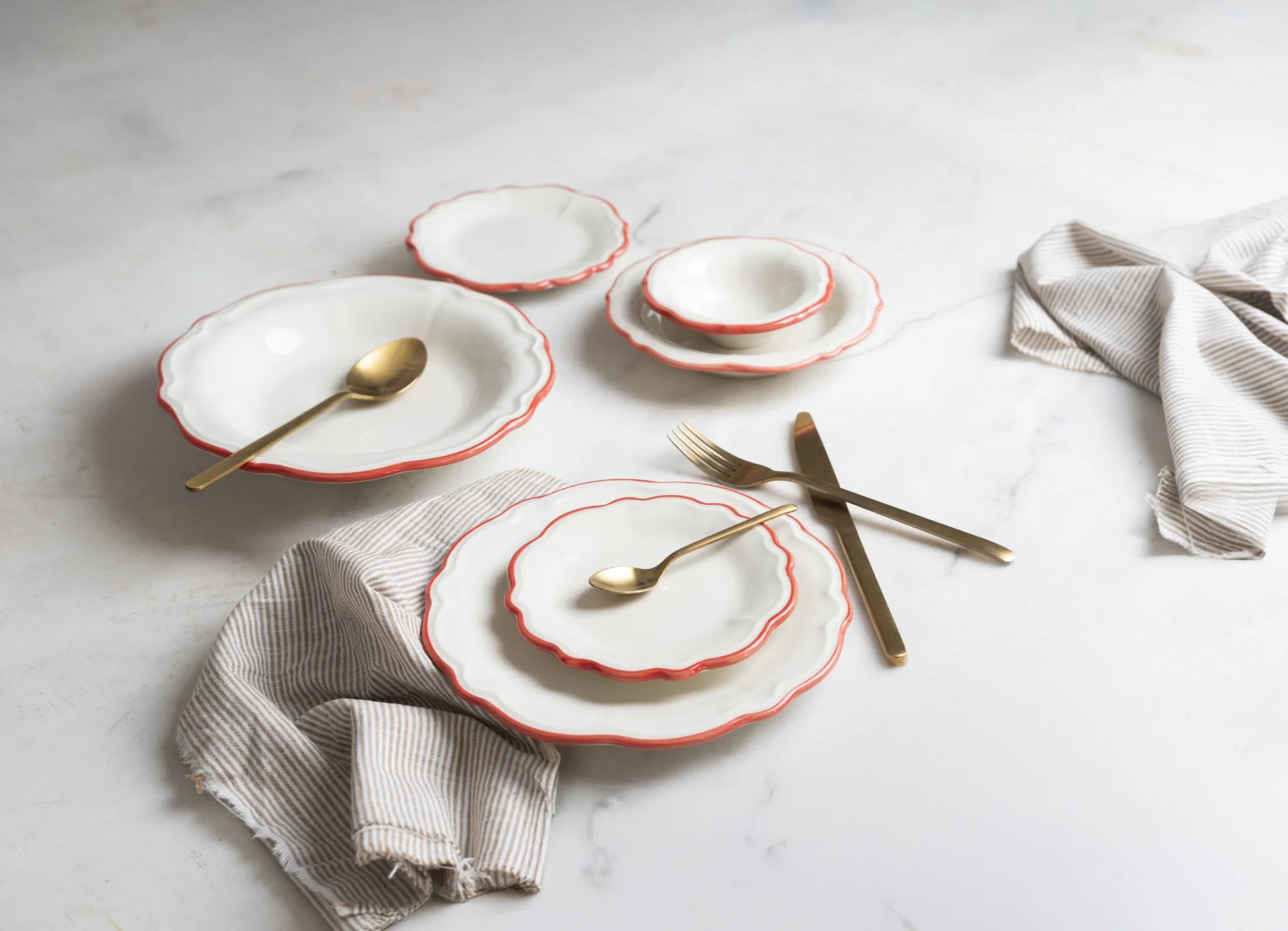 1972: Yarım Asırlık Stoneware Mirası — Gelenekten Geleceğe