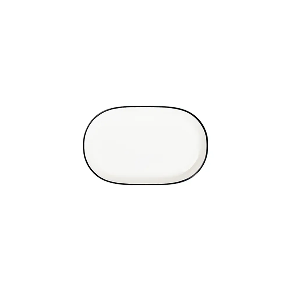 Modest Black Magnus Oval Platter  23 cm