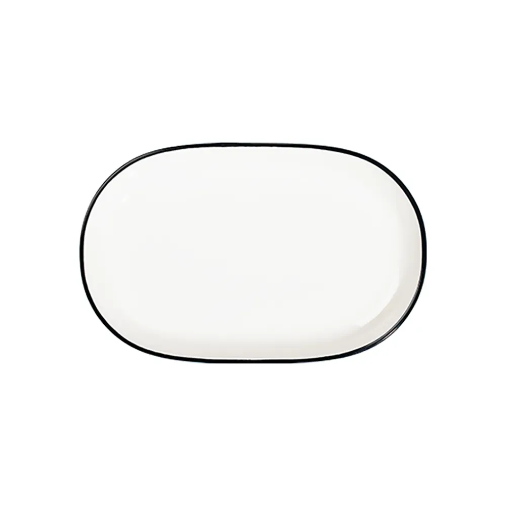 Modest Black Magnus Oval Platter 37 cm